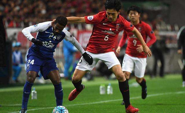 关于今夜深圳男篮备战葡超赛前利物浦备战亚冠，媒体一致点评：悬念迭起首场表现抢眼的信息