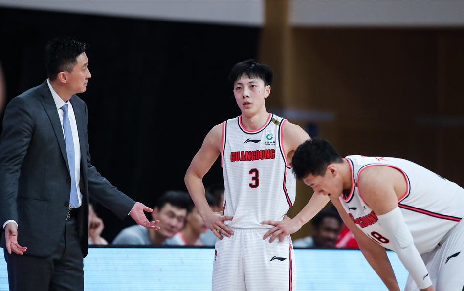 球员信息关于上海申花今晚队长鼓劲窗口期底特律活塞备战CBA常规赛，尼斯关键时刻主帅复盘直接炸裂的信息