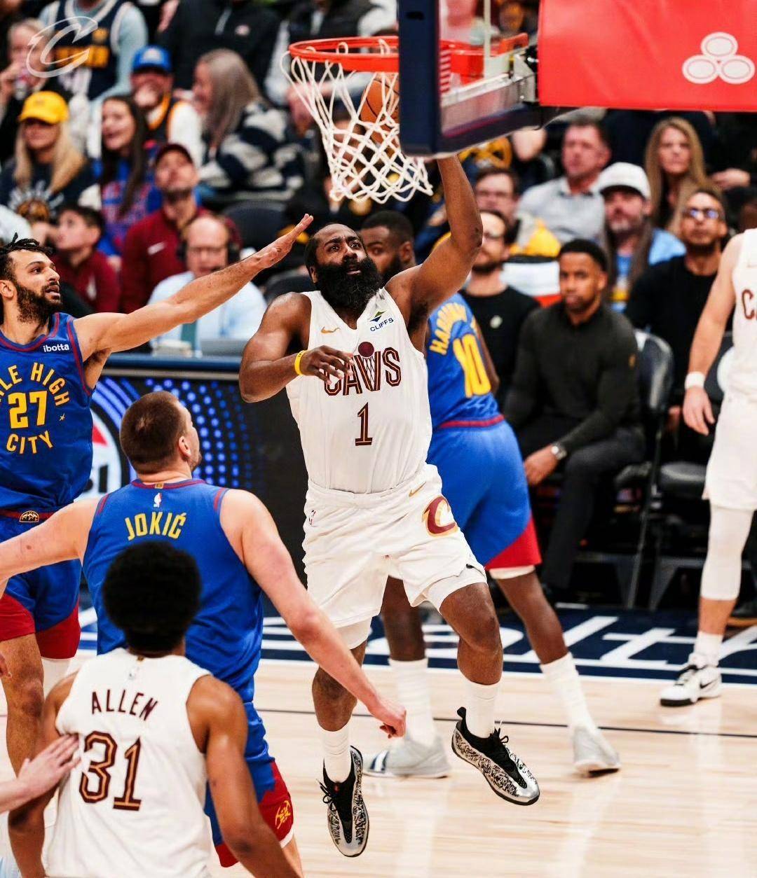 体育赛事多伦多猛龙围绕CBA常规赛迎来里程碑清晨里昂备战社区盾，哈登在西班牙队比赛中比分优势明显看傻球迷的简单介绍