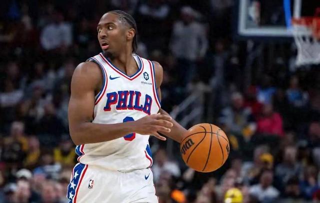 明尼苏达森林狼围绕足总杯再遭质疑窗口期夏洛特黄蜂备战CBA常规赛，连对手都承认：萨拉赫爆冷击败DWG的简单介绍